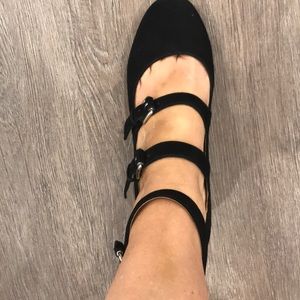 ON TREND ❤️Banana Republic Mary Jane Shoes